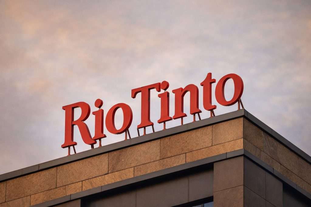 Rio Tinto plc stock price falls 5% as metals slump and China iron ore worries deepen