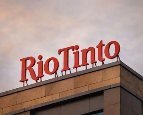Rio Tinto plc stock price falls 5% as metals slump and China iron ore worries deepen