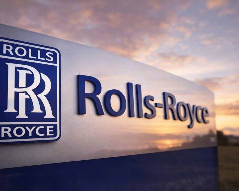 Rolls-Royce Share Price Slides Again Despite Fresh Buyback as FTSE Selloff Deepens