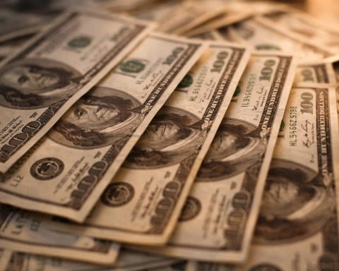 Silver Price Today Slips as Dollar Surges, Oil Shock Hits Fed-Cut Bets