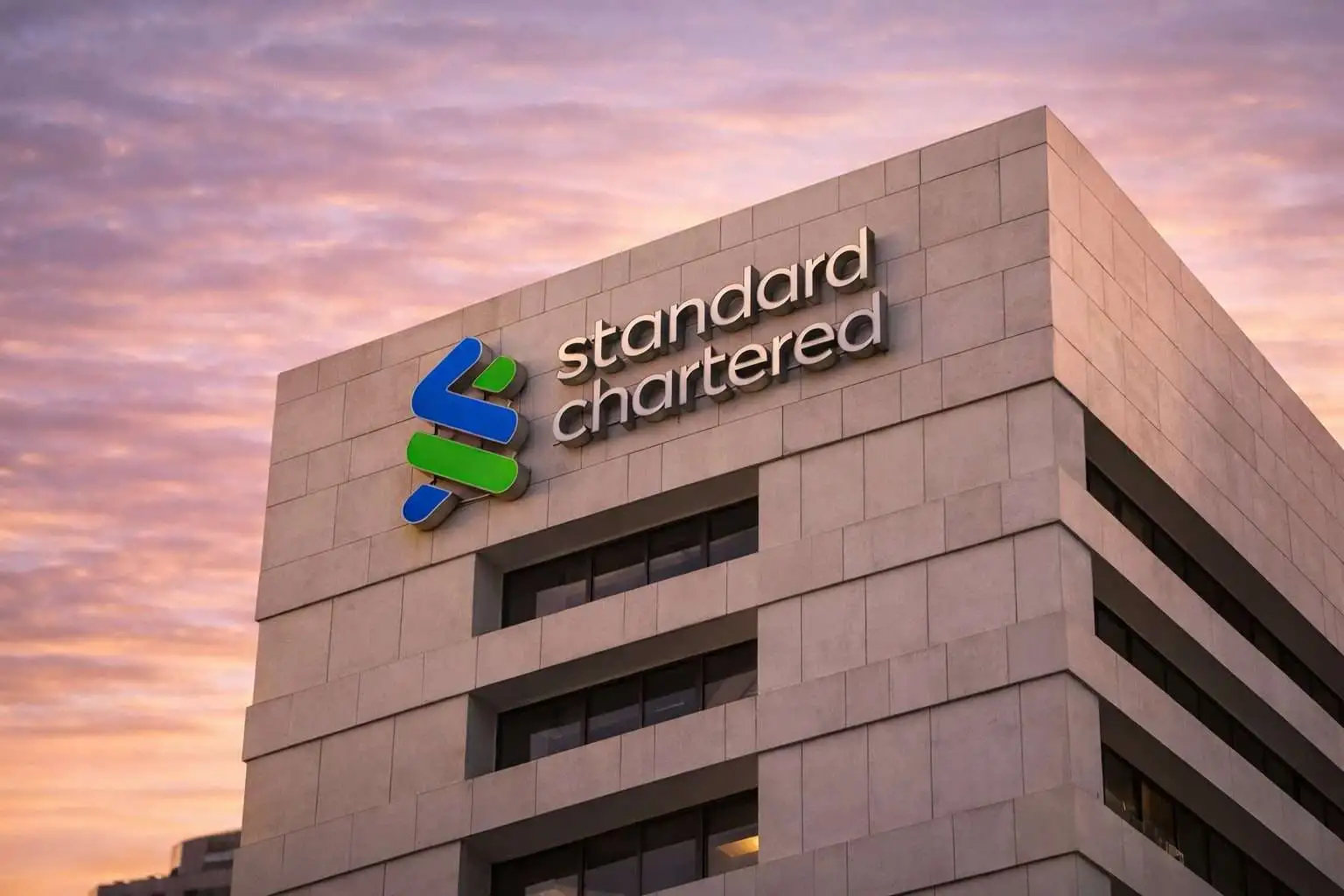 Standard Chartered share price slides 5% as Middle East conflict rattles bank stocks