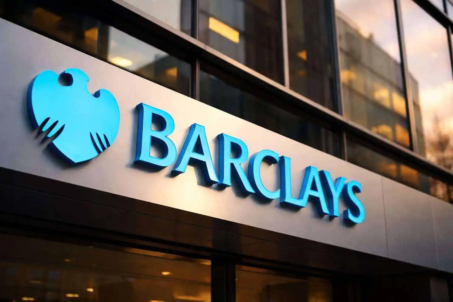 Why Barclays PLC Stock Is Rising as UK Bank Shares Rebound Before Fed, BoE