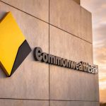 Why Commonwealth Bank of Australia Stock Price Is Holding Up as the ASX Sinks