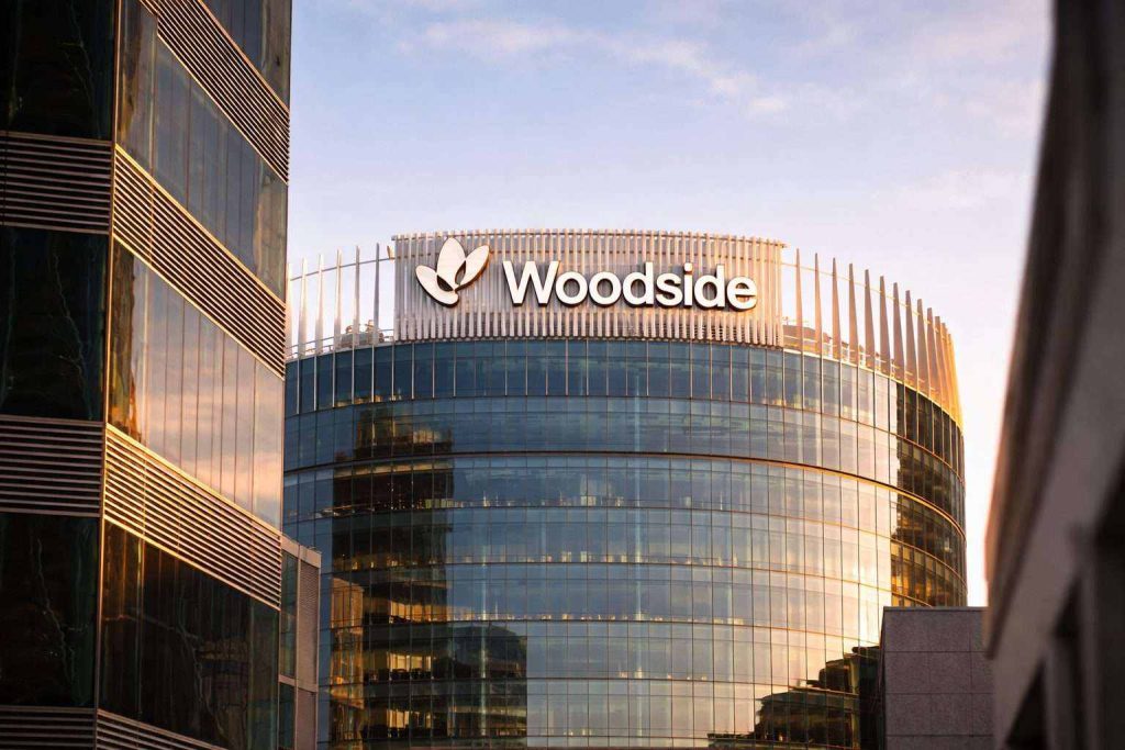 Woodside Energy share price closes higher as oil, LNG shock markets — what to watch next for ASX:WDS
