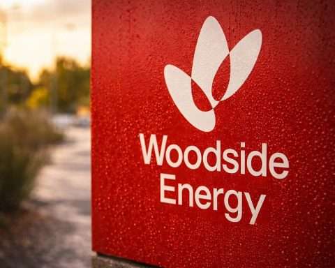 Woodside Energy Stock Price Rises as Oil Rebounds Above $104, LNG Squeeze Deepens