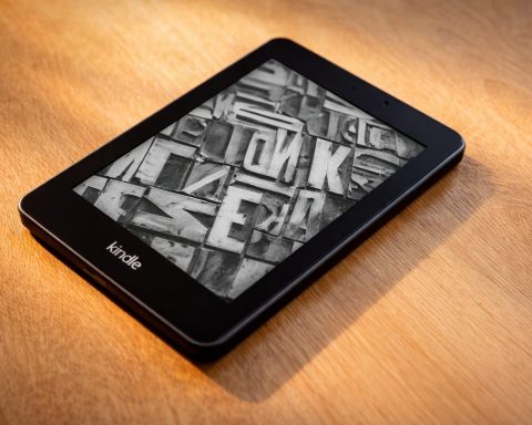 Amazon Kindle Support Cutoff Spurs Jailbreak Guides for Old Devices