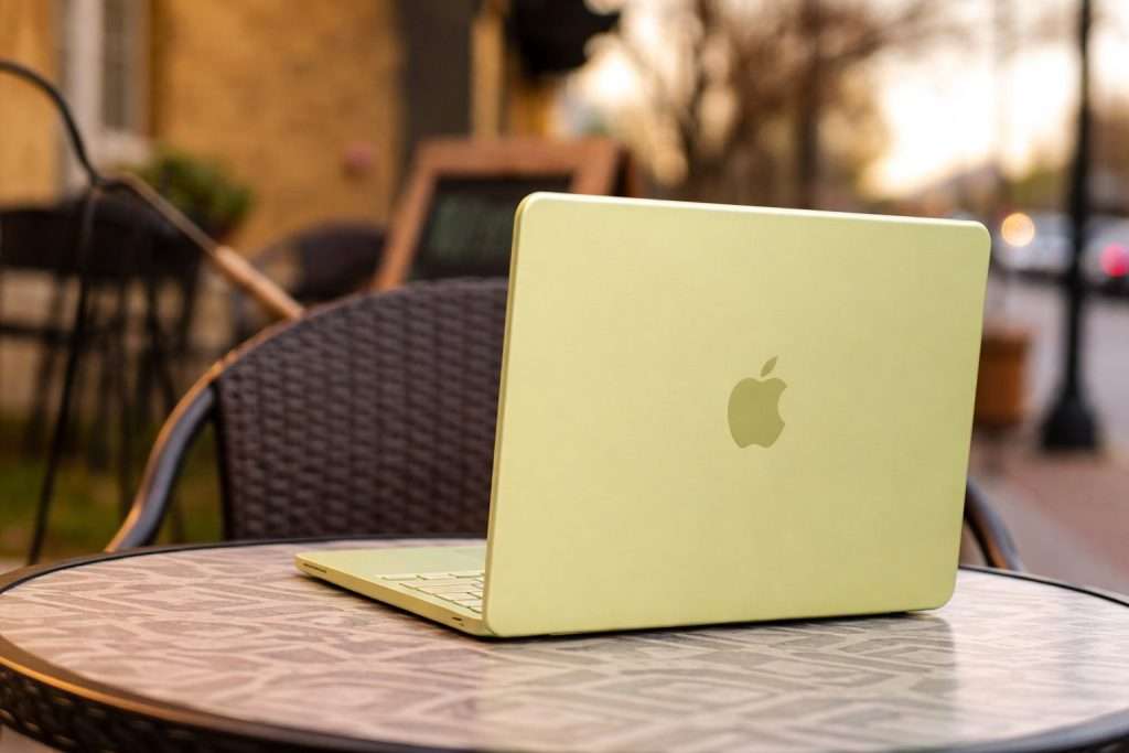 Apple MacBook Neo Demand Stays Strong Despite 8GB RAM Criticism as Supply Questions Rise