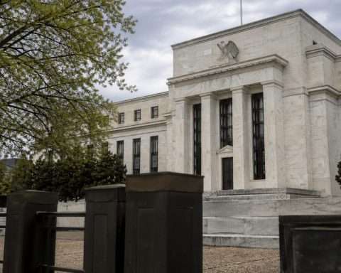 Fed Meeting Today: Powell’s Final Act Puts Rate Cuts, Warsh and Fed Independence on the Line