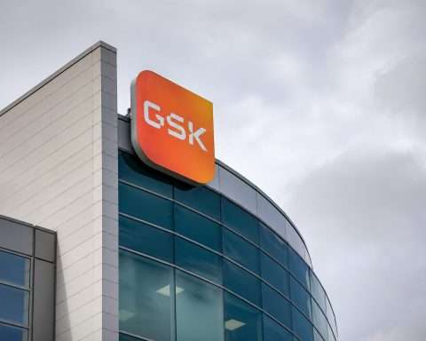 GSK’s Jemperli Court Fight Just Got Tougher Before Q1 Earnings