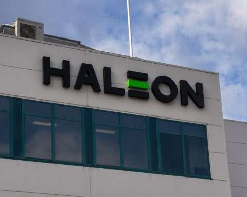 Haleon PLC Stock Hit as Sensodyne Maker Keeps 2026 Outlook but Faces Cost Squeeze