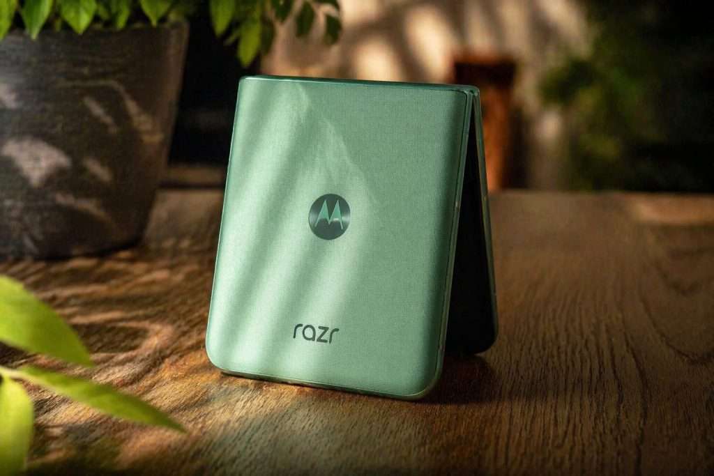 Motorola Razr 70, Razr 70 Ultra leaks reveal new colors, bigger battery as foldable race tightens