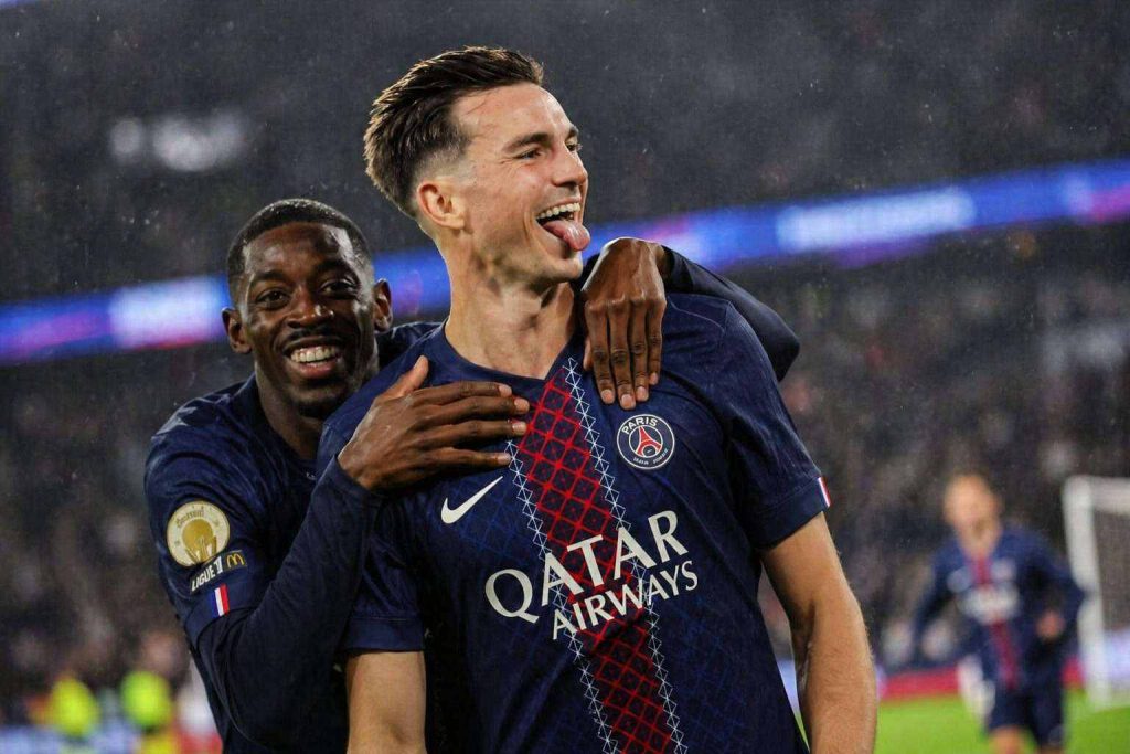 PSG Edge Bayern 5-4 and Leave Ligue 1 Rivals Running Out of Time
