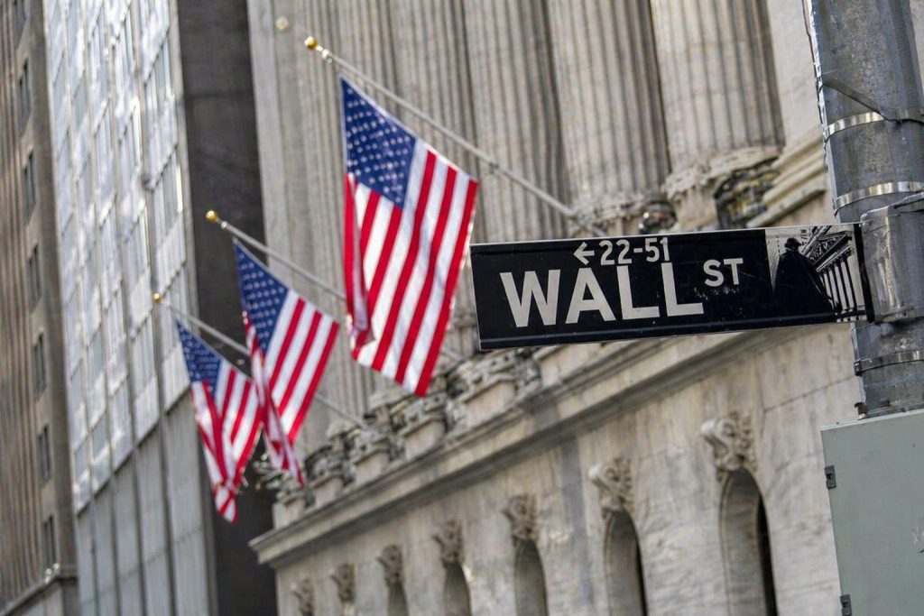 Stock Market Today: S&P 500, Nasdaq Hit Records as Oil Shock Tests Big Tech Rally