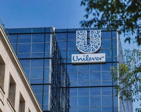 Unilever Stock Slips Before Q1 Results as Oil Shock Puts Turnaround to the Test