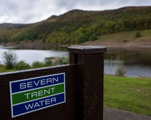 Why Severn Trent Plc Shares Jumped After United Utilities’ £11.5 Billion Water Bet