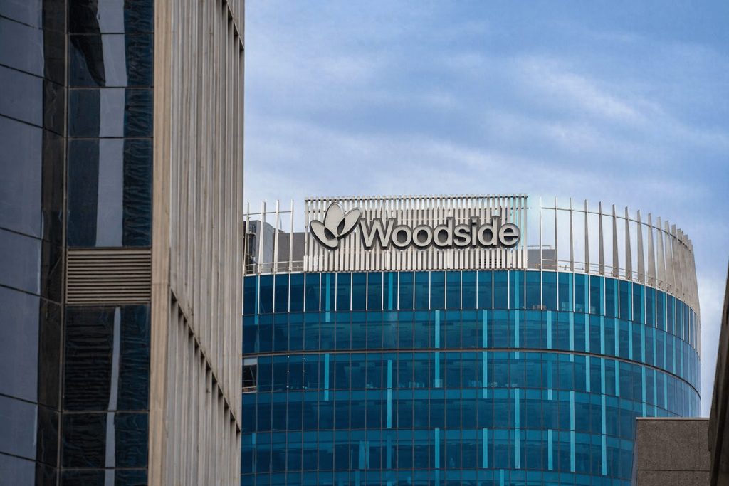 Woodside Energy CEO Survives Pay Revolt as LNG Expansion Faces Investor Test