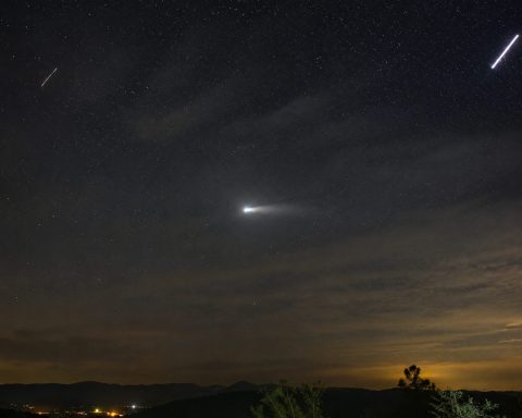 3I/ATLAS Just Gave Scientists a Rare Look Inside an Interstellar Comet