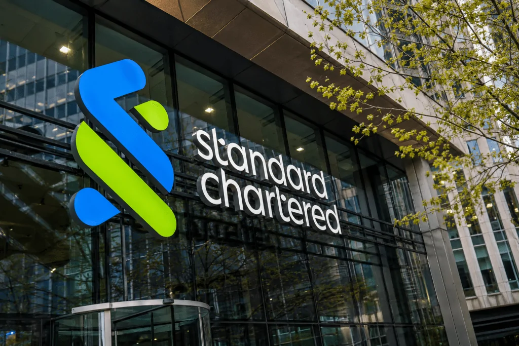 Why Standard Chartered Stock Is Slipping After Its Big AI Jobs Plan