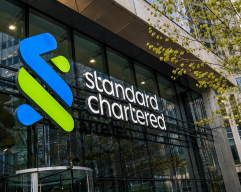 Why Standard Chartered Stock Is Slipping After Its Big AI Jobs Plan