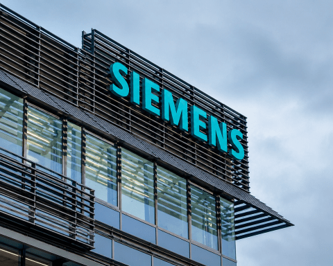 Siemens Stock Jumps as UBS Buy Call Puts One-Week Earnings Test in Focus