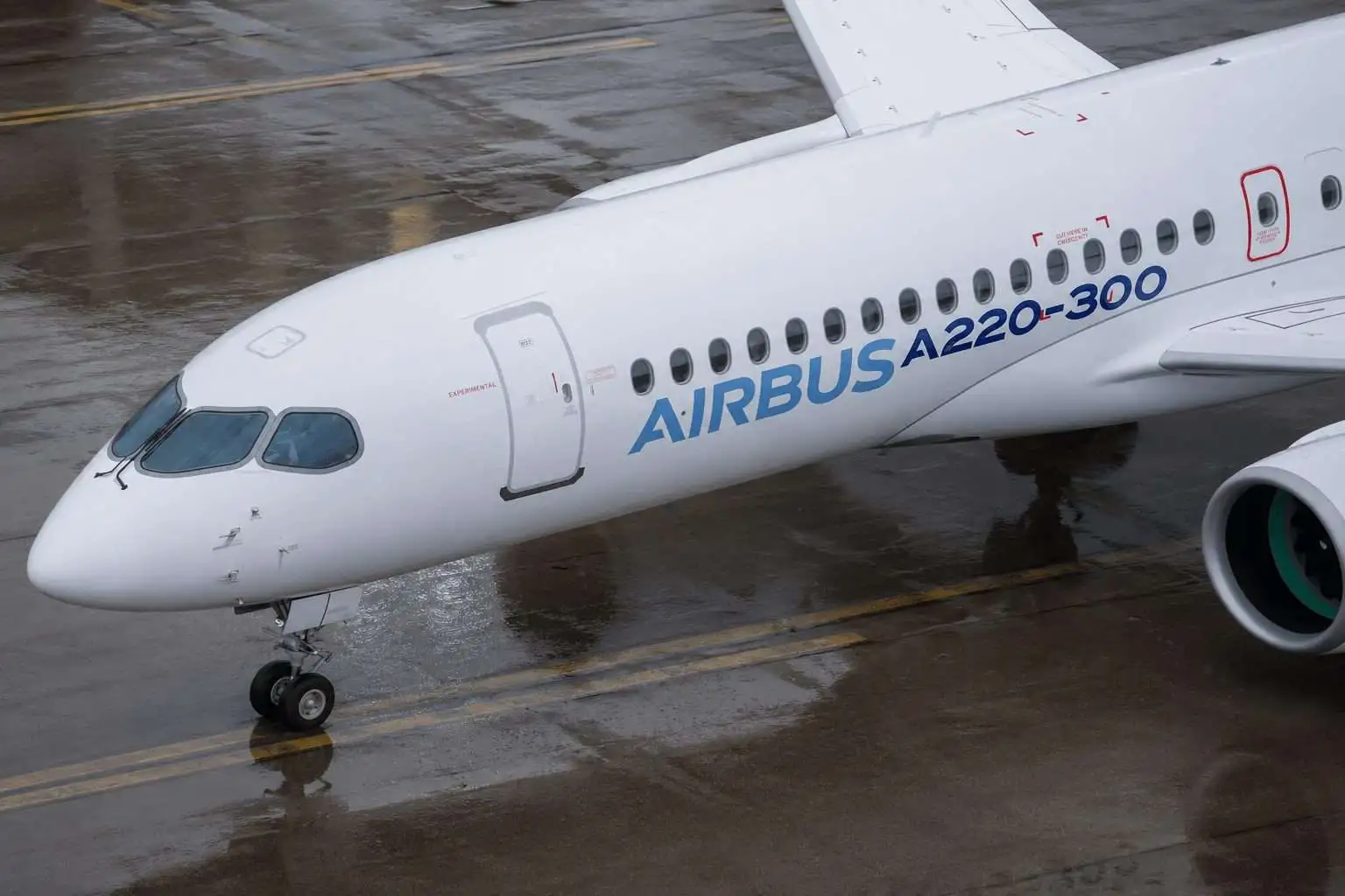 Airbus A220 Nears 150-Jet AirAsia Order in Breakthrough for Canada-Made Jet