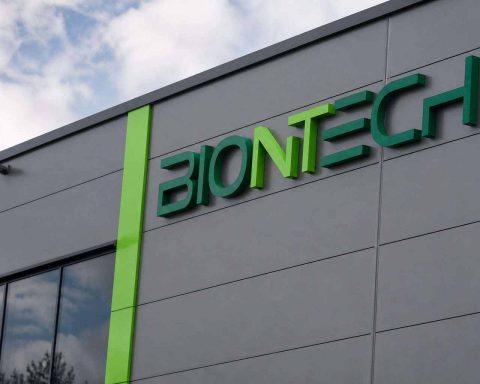 BioNTech Stock Faces A Hard Cancer Pivot Test After Q1 Loss Widens And 1,860 Jobs Are Hit