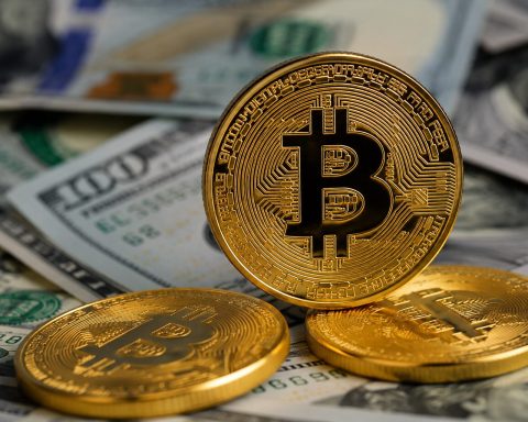Bitcoin Price Holds $80,000 As Tom Lee Says Rare Signal Points To Crypto Bull Market