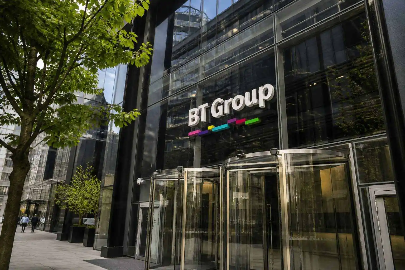 BT Group Stock Watch: UC Edge Launch Raises Stakes Before May 21 Results