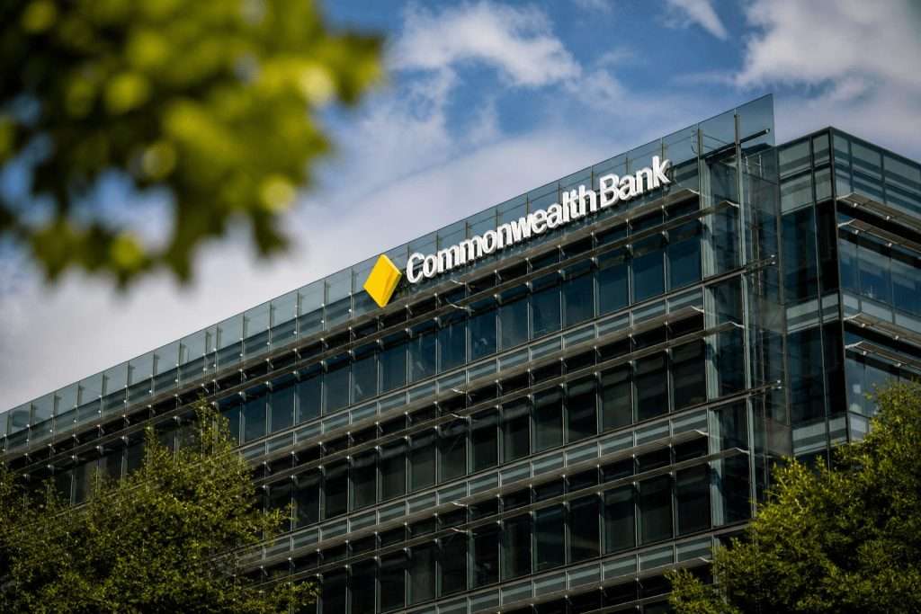 Commonwealth Bank Australia Sees 250% Fixed-Rate Search Surge Before RBA Decision