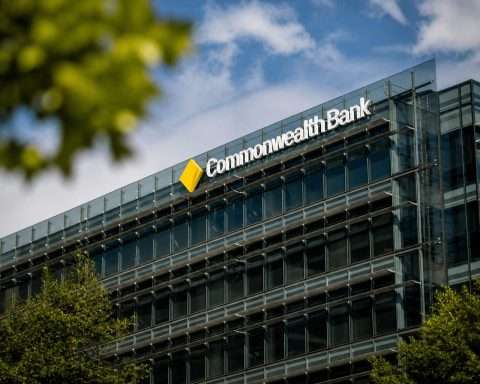 Commonwealth Bank Australia Sees 250% Fixed-Rate Search Surge Before RBA Decision