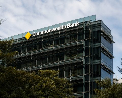 Commonwealth Bank of Australia Shares Face RBA Test After NAB, Westpac Misses