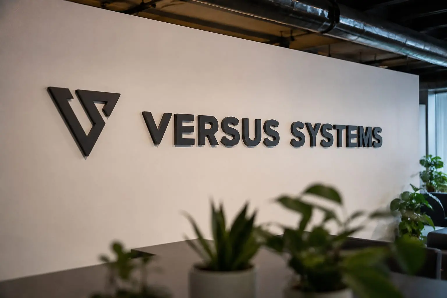Why Versus Systems Stock Is Hovering Near $1 Before a Nasdaq Deadline