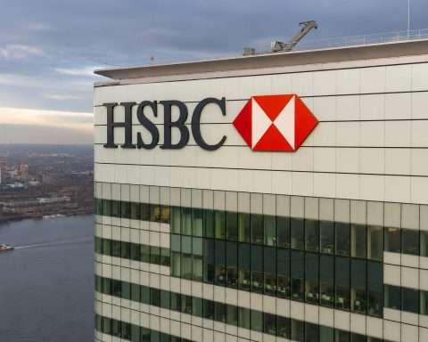 HSBC falls as investors look at Asia strategy and AI plans