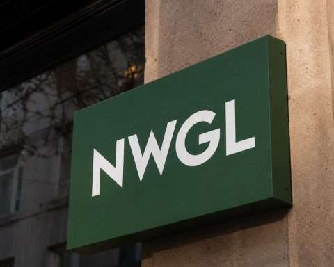 NWGL Shares Spike Pre-Holiday; Nasdaq Deadline Still Pressures CL Workshop