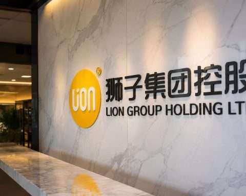Lion Group Slides Under $1; Traders Eye Tuesday’s Open