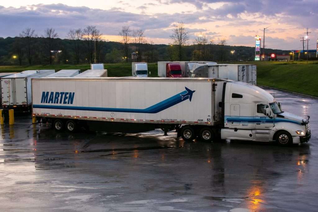 Marten Transport Touches 52-Week High Ahead of Holiday Week