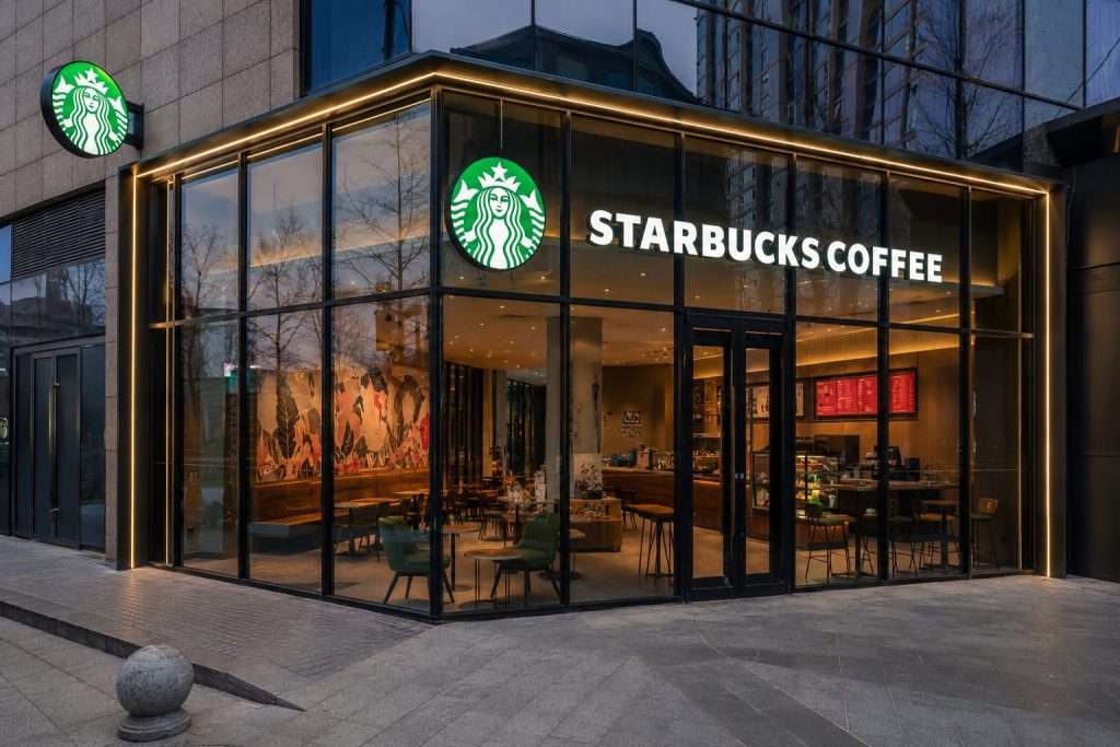 Starbucks Dips Before Memorial Day Amid Turnaround Questions