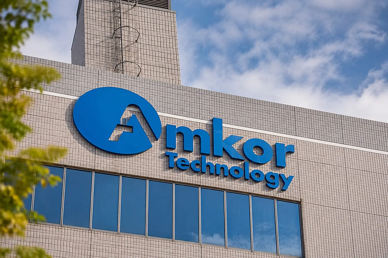 Amkor Shares Rise in Early Trade on AI Chip-Packaging Demand