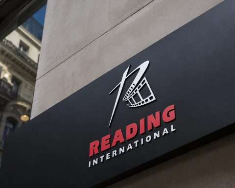 Reading International Stock Remains Near $1 Despite Big Holiday Box Office