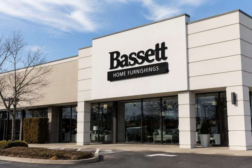 Bassett Furniture Stock Slips Before the Open — Dividend Date and Housing Worries Put BSET in Focus