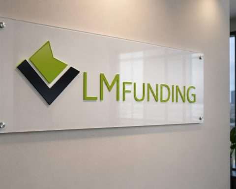 LM Funding Trades Near $0.25 as Bitcoin-Backed Debt Maturity Extended