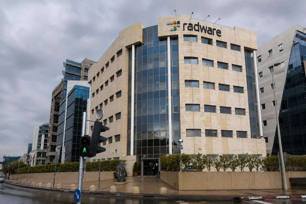 Radware Drops 3% After Shareholder Vote