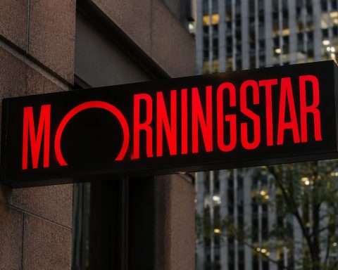 Morningstar Shares Gain; Major Holders Raise Concerns Over Key Risk