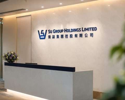 SU Group’s Brutal Week Leaves $1 Line in Focus Before Monday Trade