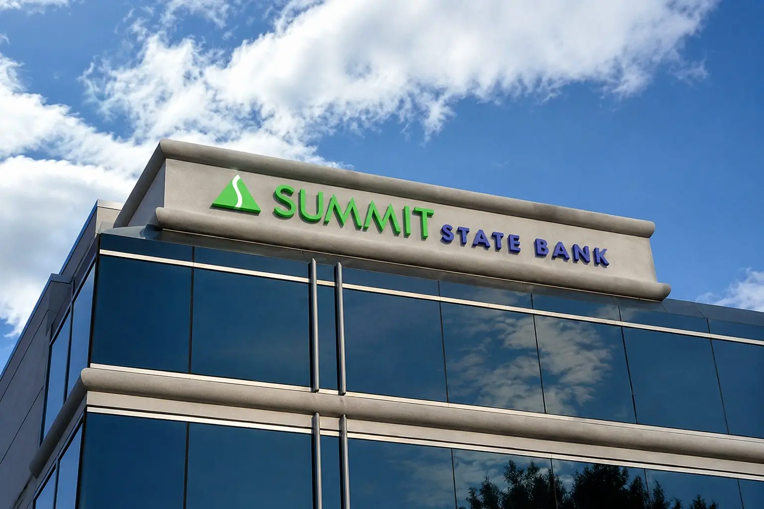 Summit State Bank Shares Flat as Investors Watch Credit Risk