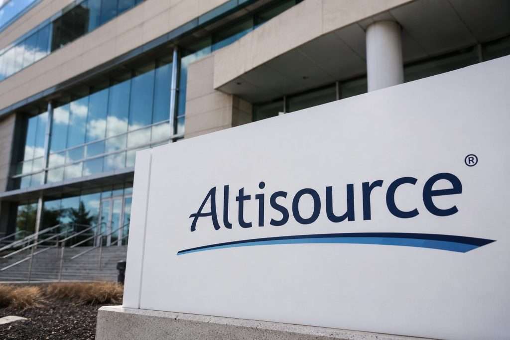 Altisource Rises in Holiday Week, But Customer Concerns Linger