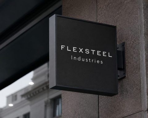 Flexsteel Faces Key Session After 3.5% Stock Gain