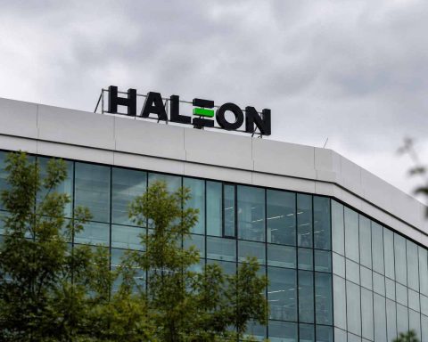Haleon’s New UEFA Medical Deal Puts Voltaren in Football Spotlight—But Shares Lag
