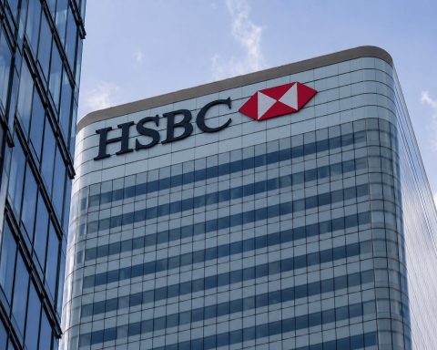 HSBC Holdings Plc Taps Debt Markets Again as Credit Risk Moves Back Into View