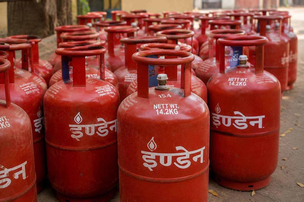 Indane, HP Gas, Bharat Gas Alert: LPG Subsidy Could Stop In 7 Days After Tax Check